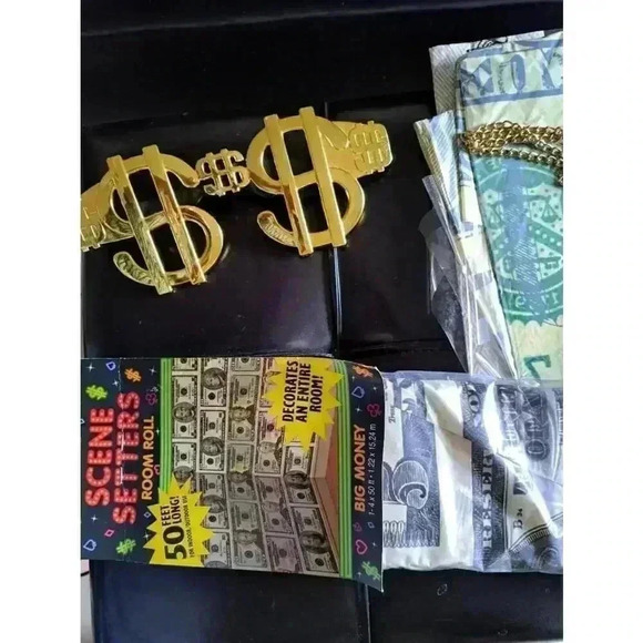 MARKETING DOLLARS ROOM ROLL SCENE SETTER AND PLUS - Picture 1 of 7